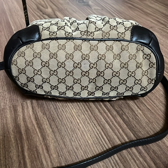A 237 - 💯% authentic Gucci shoulder bag - Picture 14 of 16